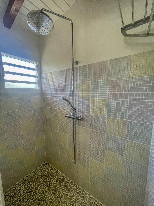 18.Location villa piscine Saint François Guadeloupe_Chambre 1